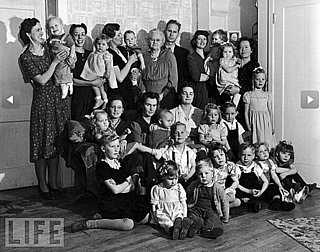A Look at Polygamist Life in the 1940s