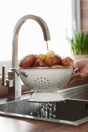 Homemade Produce Cleaning Spray