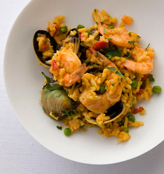Ruth Reichl's Fast and Easy Recipe For Seafood Paella
