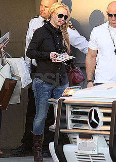 Pictures of Britney Spears Shopping in LA 2010-11-16 16:30:00