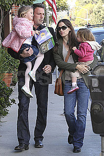 Pictures of Jennifer Garner, Ben Affleck, Violet and Seraphina's Thanksgiving in LA
