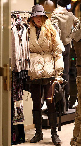 Pictures of Blake Lively Shopping in Paris
