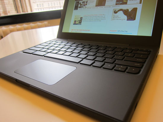 Pictures of the Google Chrome Notebook CR-48 2010-12-10 10:55:54