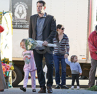 Pictures of Ben Affleck and Jennifer Garner at the Farmers Market With Violet and Seraphina