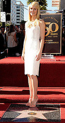 Pictures of Gwyneth Paltrow Getting Her Star on the Hollywood Walk of Fame 2010-12-13 14:00:00