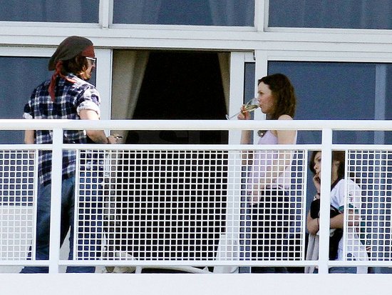 Pictures of Johnny Depp in Miami With Vanessa Paradis and Daughter Lily-Rose Pictures of Johnny Depp in Miami With Vanessa Paradis and Daughter Lily-Rose