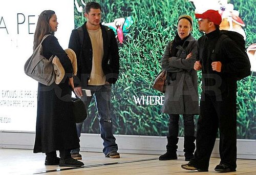 Pictures of Nick Lachey and Vanessa Minnillo Departing Italy After NYE 2011