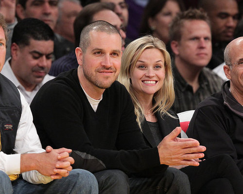 Pictures of Reese Witherspoon's 4 Carat Ashoka Cut Diamond Engagement Ring Reese Witherspoon and Jim Toth at Lakers Game