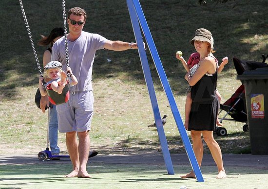 Pictures of Naomi Watts and Liev Schreiber in Australia With Sasha and Samuel