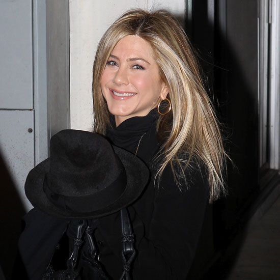 Jennifer Aniston Enjoys a Night of Beauty Instead of the Globes Jennifer Aniston Enjoys a Night of Beauty Instead of the Globes