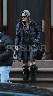 Pictures of Sandra Bullock in the Snow in New York
