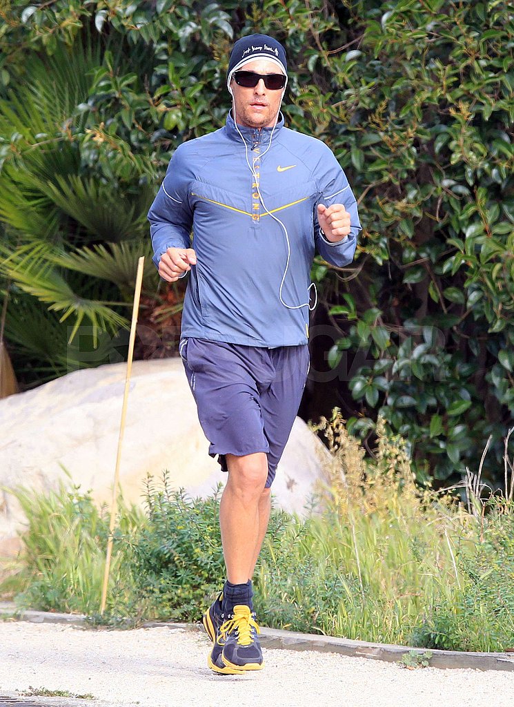 Pictures of Matthew McConaughey Going For a Run in Malibu Pictures of Matthew McConaughey Going For a Run in Malibu
