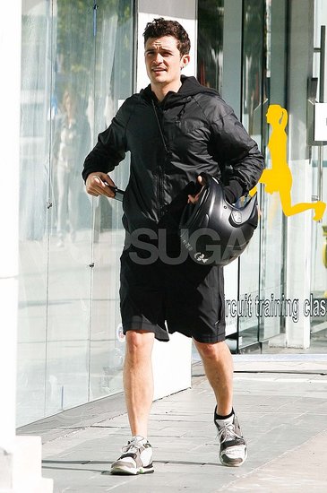 Orlando Bloom Takes a Ride Close to Home Orlando Bloom Takes a Ride Close to Home