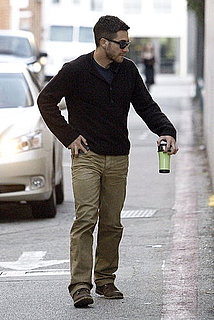 Pictures of Jake Gyllenhaal Walking Alone in LA and Is Linked to Jennifer Lawrence
