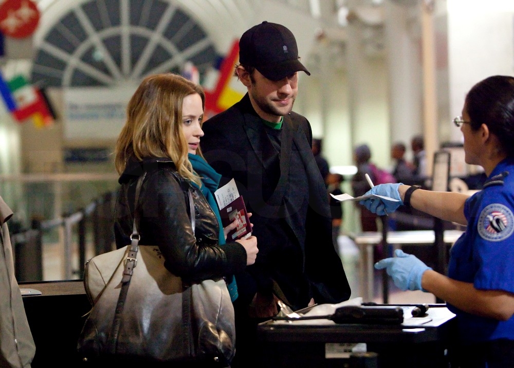 Pictures of Emily Blunt and John Krasinski at LAX Pictures of Emily Blunt and John Krasinski at LAX