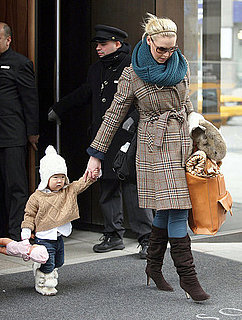 Pictures of Katherine Heigl and Naleigh Kelley Leaving Their NYC Hotel