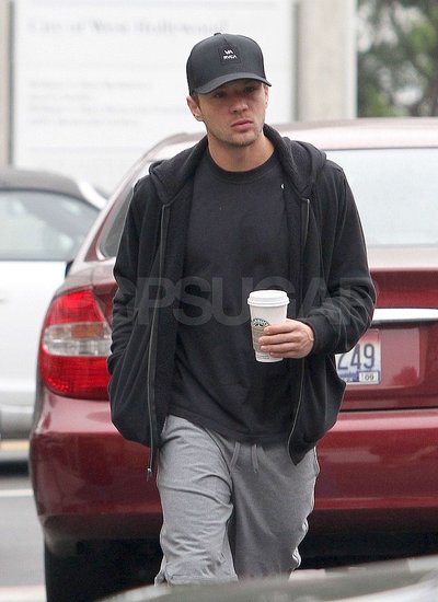 Pictures of Ryan Phillippe Stopping For Coffee in LA