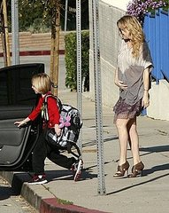 Pictures of Kate Hudson Baby Bump With Ryder Pictures of Kate Hudson Baby Bump With Ryder