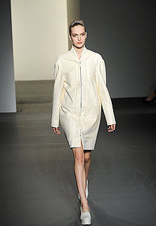 Fall 2011 New York Fashion Week: Calvin Klein Collection 2011-02-17 17:01:39