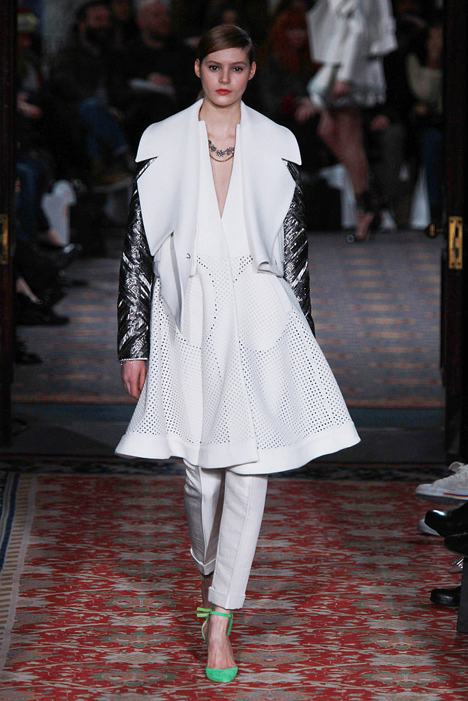 Fall 2011 London Fashion Week: Antonio Berardi Fall 2011 London Fashion Week: Antonio Berardi