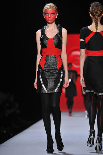Viktor & Rolf Fall 2011 Viktor & Rolf Fall 2011