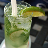 A Mojito Makes a Good Low-Calorie Cocktail