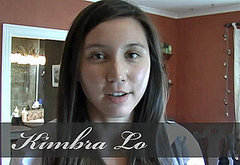 Modeling Tips From American Apparel Accuser Kimbra Lo Modeling Tips From American Apparel Accuser Kimbra Lo