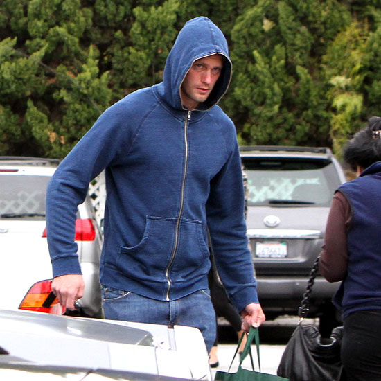 Alexander Skarsgard Hangs Around in His Hood Alexander Skarsgard Hangs Around in His Hood