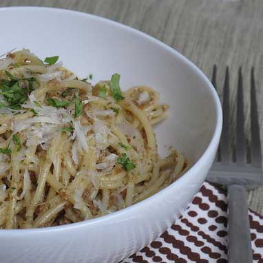 Photo Gallery: Pasta With Morel Shallot Pesto