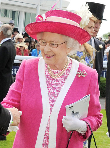 Prince William and Lovely Kate Middleton Join the Queen and Family at the Epsom Derby Prince William and Lovely Kate Middleton Join the Queen and Family at the Epsom Derby