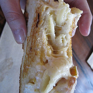 Grilled Macaroni and Cheese Sandwich Recipe