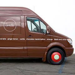 Sprinkles Cupcake Food Truck in Chicago