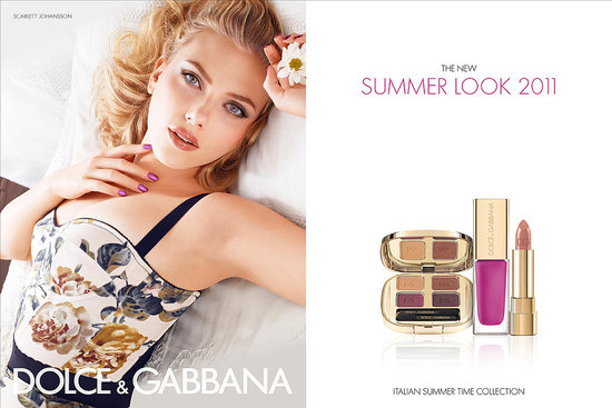 Dolce & Gabbana: Scarlett Johansson is a Colour Chameleon Dolce & Gabbana: Scarlett Johansson is a Colour Chameleon