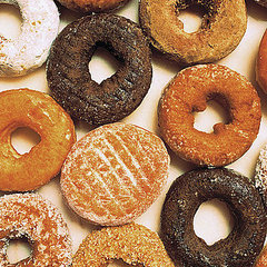 Calories in Muffins, Bagels, Cinnamon Rolls, and Coffee Cake
