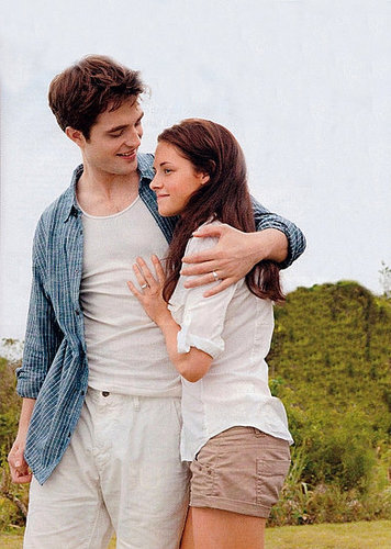 NEW Gorgeous Breaking Dawn Stills HQ + MQ Version of EW Scans
