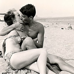 5 Ways to Heat Up Your End of Summer Romance