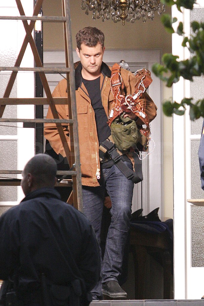 Joshua Jackson Shoots Fringe in Vancouver Pictures Joshua Jackson Shoots Fringe in Vancouver Pictures