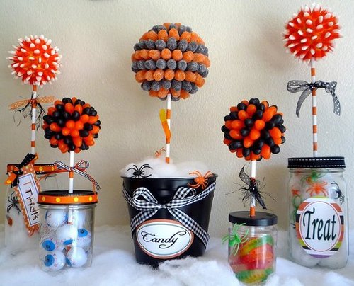 Halloween Candy Topiary Halloween Candy Topiary