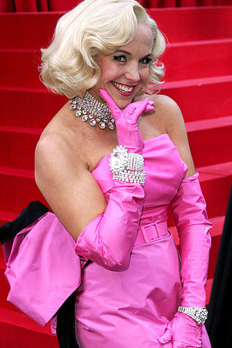 Marilyn Monroe
Katie Couric got all dolled up as the Gentlemen Prefer Blondes Marilyn.
Marilyn Monroe
Katie Couric got all dolled up as the Gentlemen Prefer Blondes Marilyn.