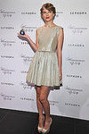 Taylor Swift at Sephora in Glendale