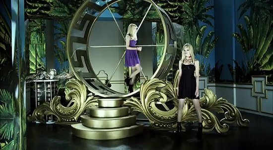 Versace for H&M TV Commercial — Behind-the-Scenes [Video]