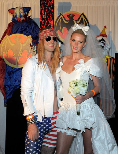Axl Rose and Stephanie Seymour
Adam Levine and Anne Vyalitsyna drew inspiration from the classic Guns N' Roses video for "November Rain."
Axl Rose and Stephanie Seymour
Adam Levine and Anne Vyalitsyna drew inspiration from the classic Guns N' Roses video for "November Rain."