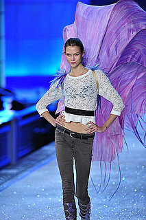 Backstage at 2011 Victoria's Secret Fashion Show Model Interviews