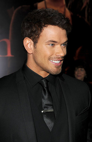 See All the Stars Arriving at the Breaking Dawn Premiere! See All the Stars Arriving at the Breaking Dawn Premiere!