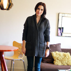 Gray Cable Knit Sweaters and Jeans Street Style