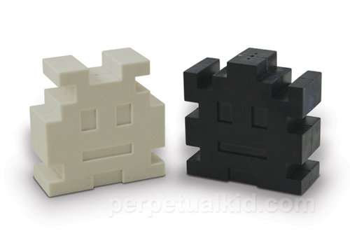 Retro Arcade Salt and Pepper Shakers Retro Arcade Salt and Pepper Shakers