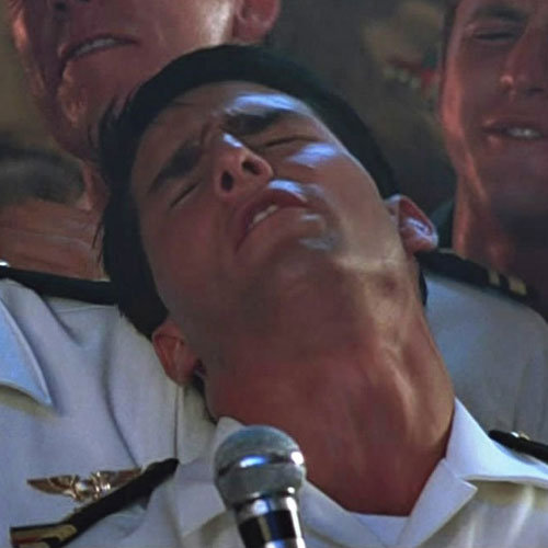 Tom Cruise Sings in Top Gun