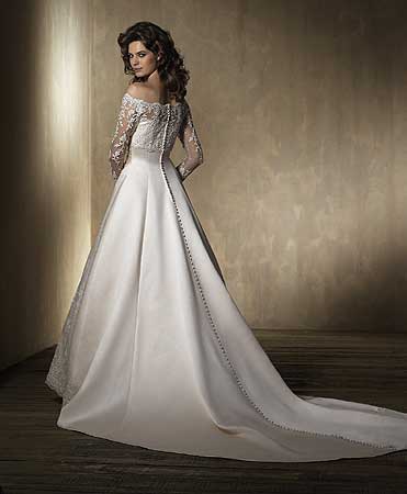 Dress  Wedding on Wedding Dresses With Sleeves