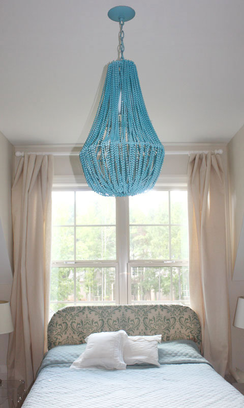 Add a touch of bohemian style with this turquoise beaded chandelier.
Source: ROOT design studio
Add a touch of bohemian style with this turquoise beaded chandelier.
Source: ROOT design studio