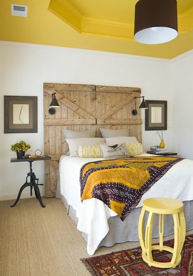 I think that using doors as headboards can be a tricky look to pull off, but the wide frame, natural tones, and industrial sconces help them to feel substantial enough while complementing other elements of the room.
Source
I think that using doors as headboards can be a tricky look to pull off, but the wide frame, natural tones, and industrial sconces help them to feel substantial enough while complementing other elements of the room.
Source